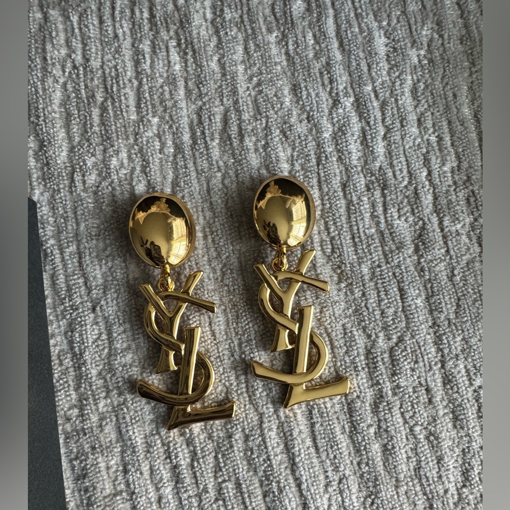 EXTREMELY RARE 100% AUTHENTIC Yves Saint Laurent Massive YSL drop earrings - Picture 3 of 6